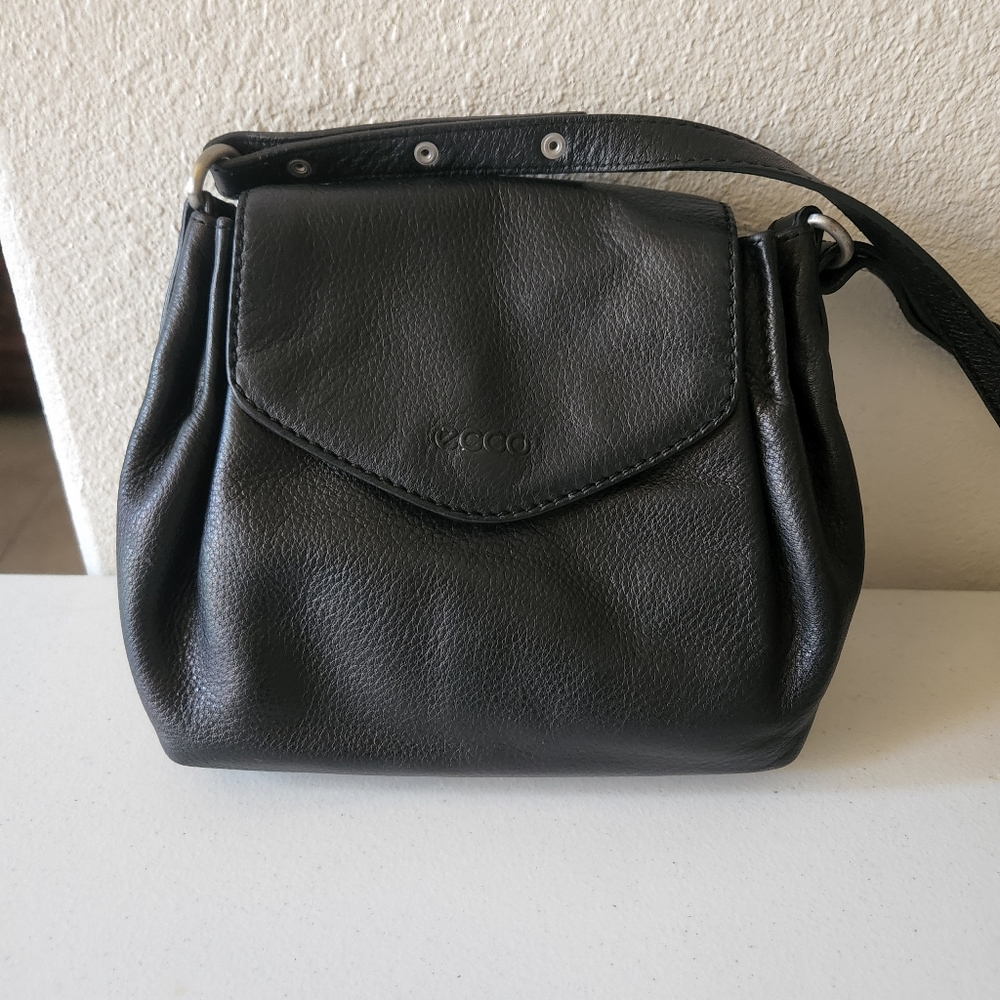 ECCO LEATHER CROSSBODY BAG